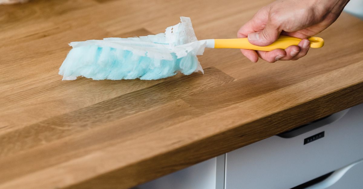 Consumer Preferences: Why Choose Eco-Friendly Cleaning Over Traditional Methods?