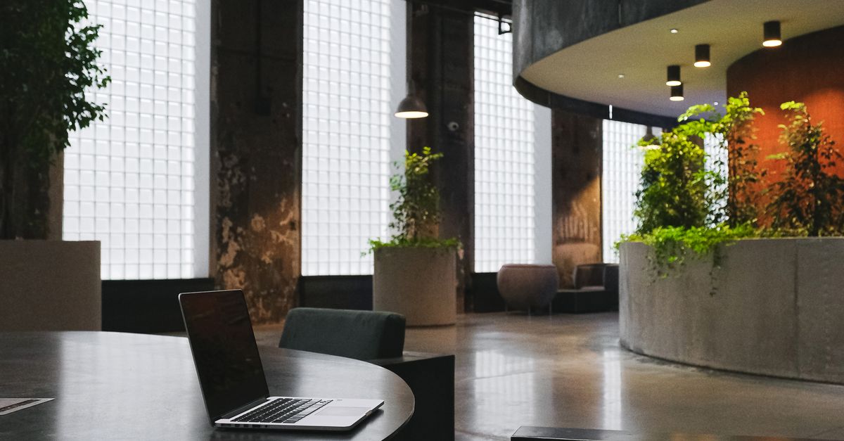 Essential Considerations for Setting Cleaning Intervals for Offices